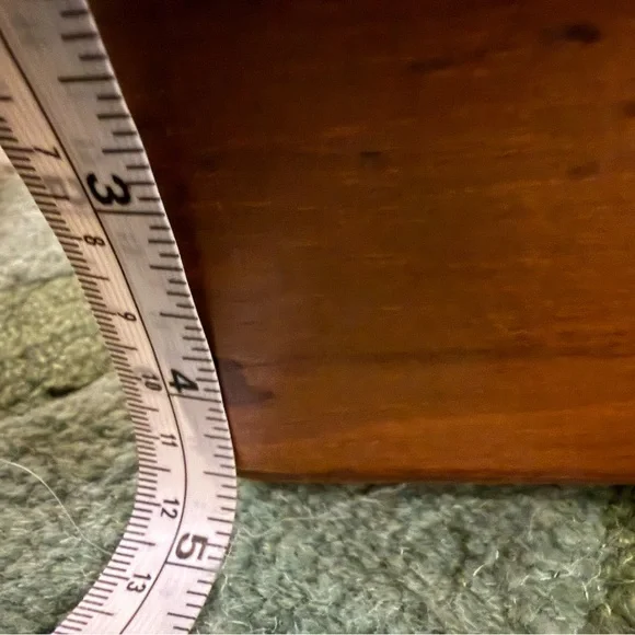 Gorgeous wooden wall Curio - Picture 5 of 5